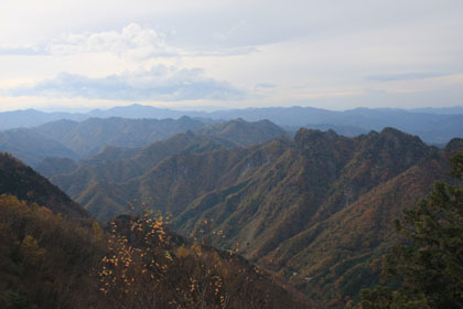 両神山の頂から見た景観