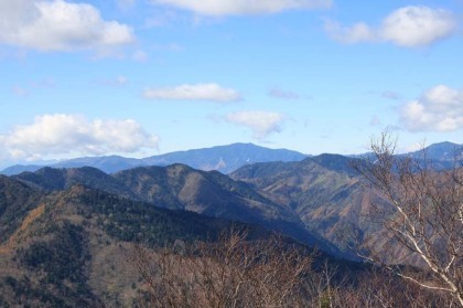 雲取山の頂からの景観