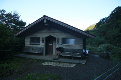 中飯場。水場があります。