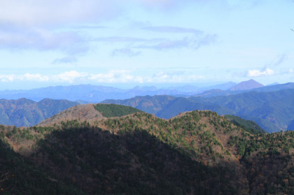 紀伊半島の重畳たる山。