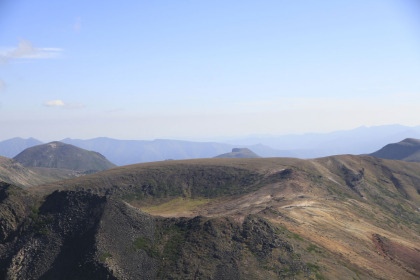 熊ヶ岳の噴火口。