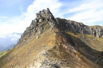 焼岳の南峰。