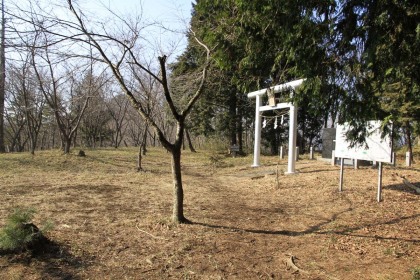 軍茶利神社の奥の院。