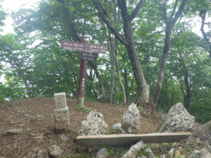 蕎麦粒山。