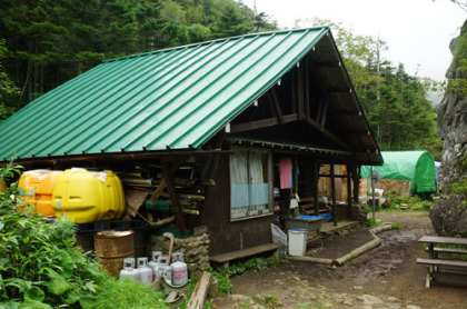 焼岳小屋。